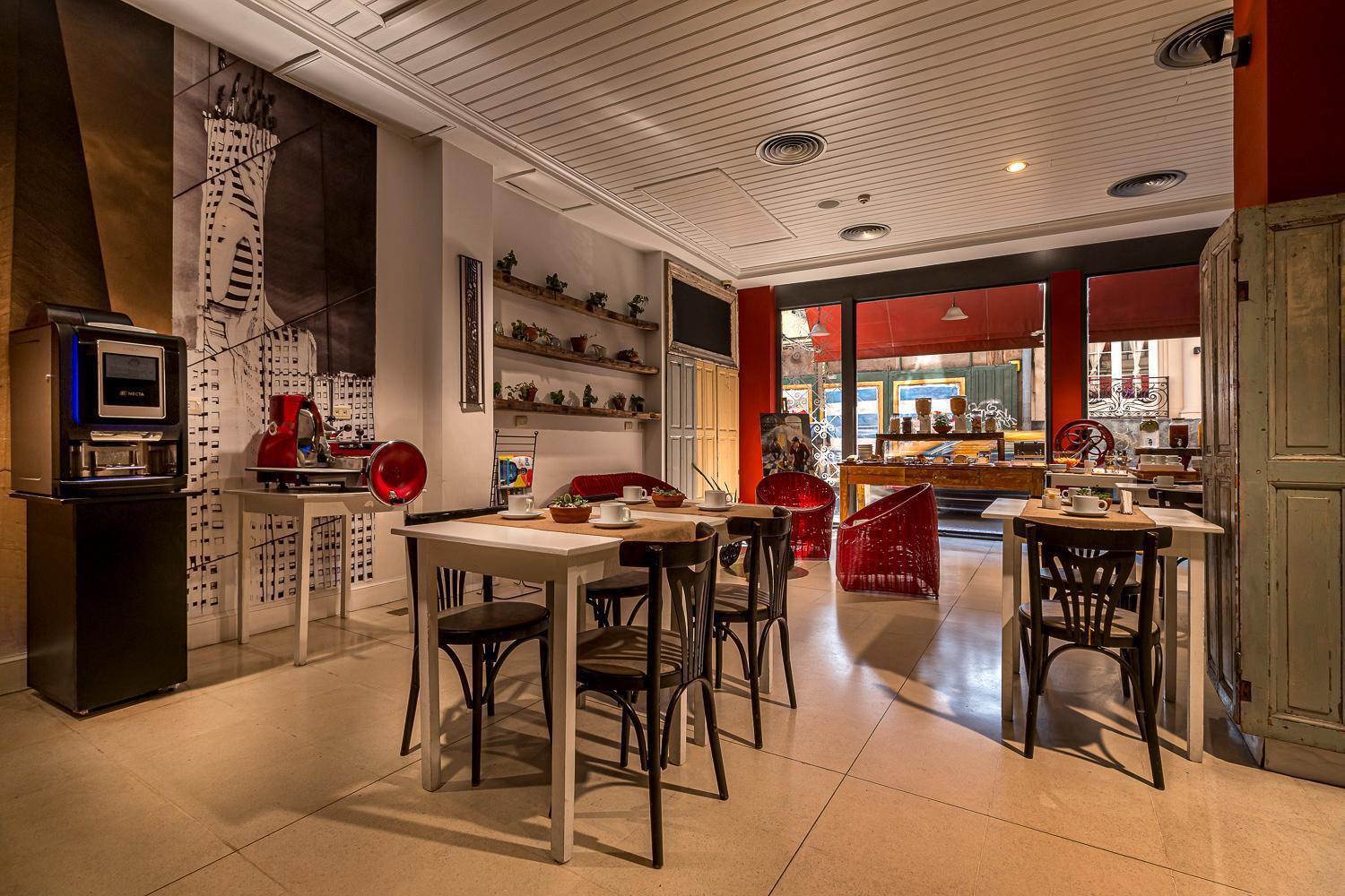 Patios De San Telmo Hotel 4*